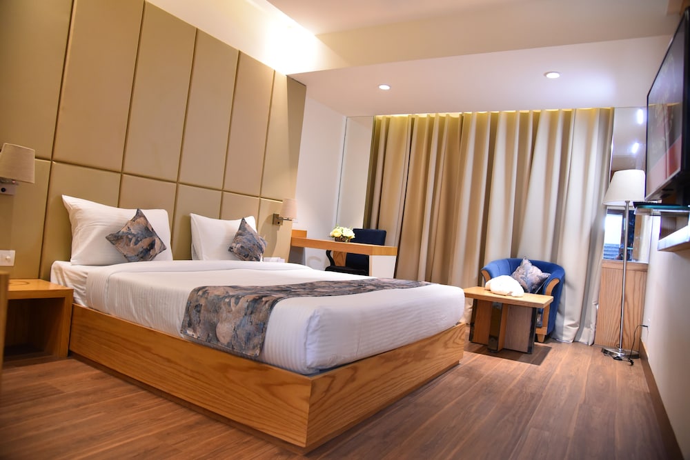 Hotel Narayanam 31/50