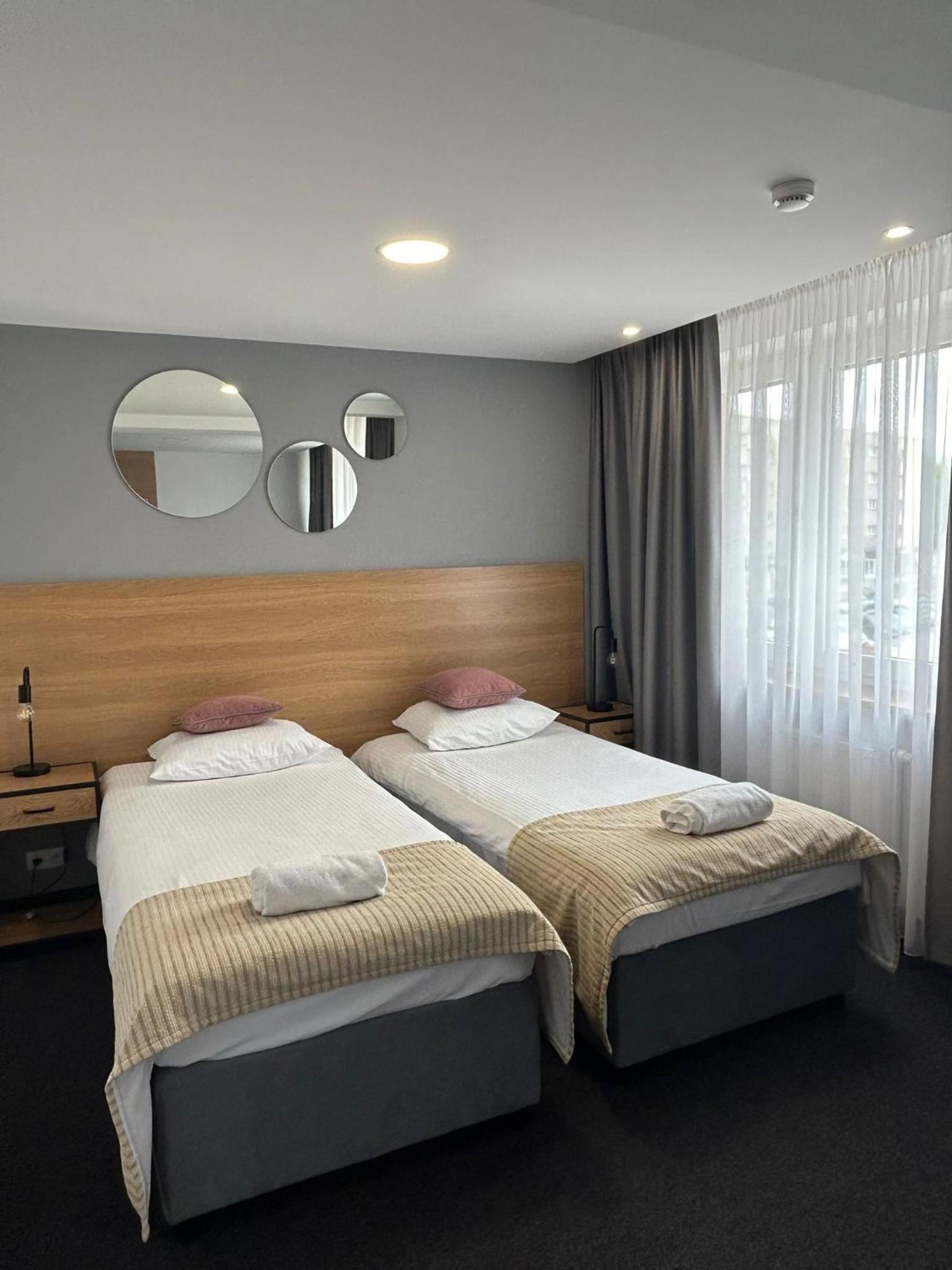 غرفة ثلاثية، Gold Hotel Zlotoryja 2/6