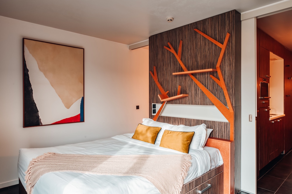 Apartment, Queen Bed