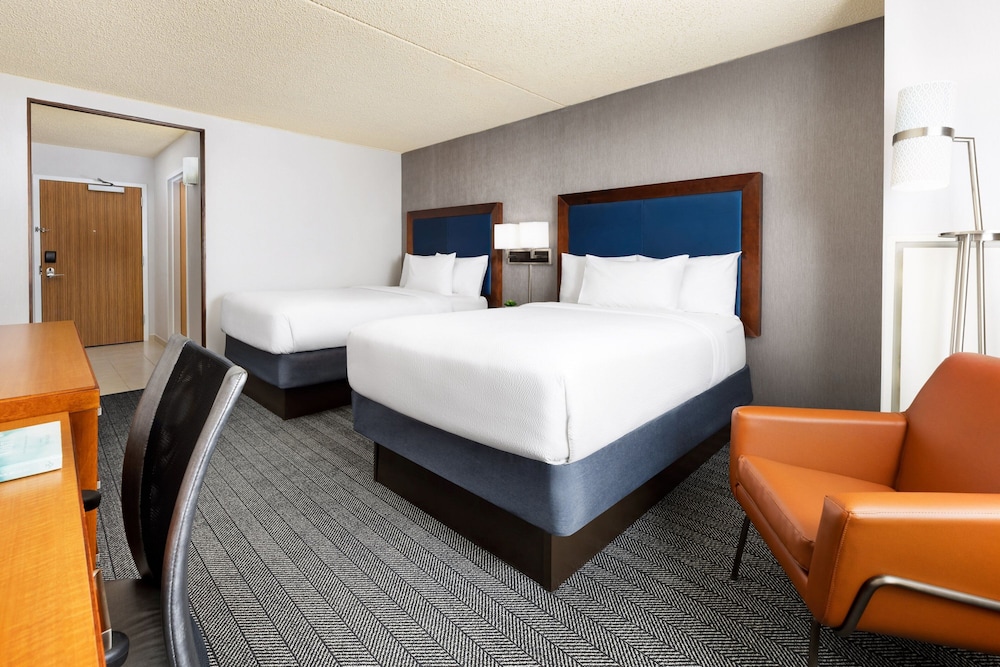 room, 2 double beds
