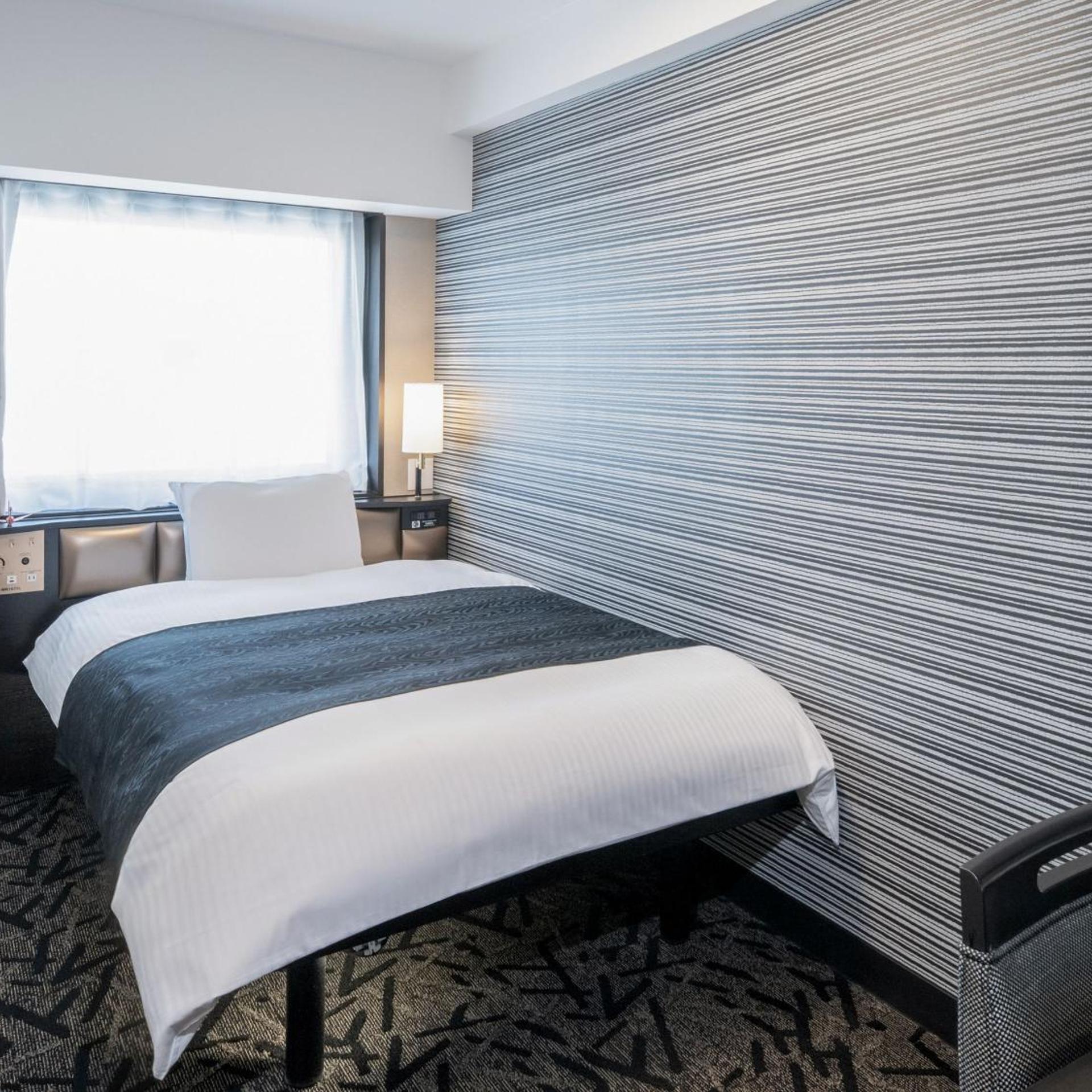 Room, Single