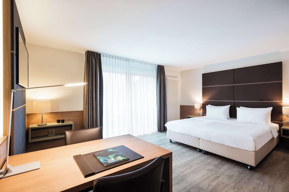 Lindner Hotel Dusseldorf Airport, part of JdV by Hyatt 16/75