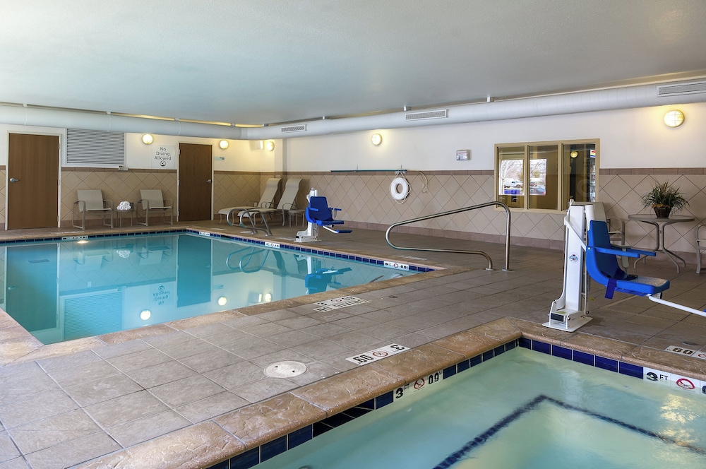 Holiday Inn Express & Suites Sandy - South Salt Lake City, an IHG Hotel 30/56