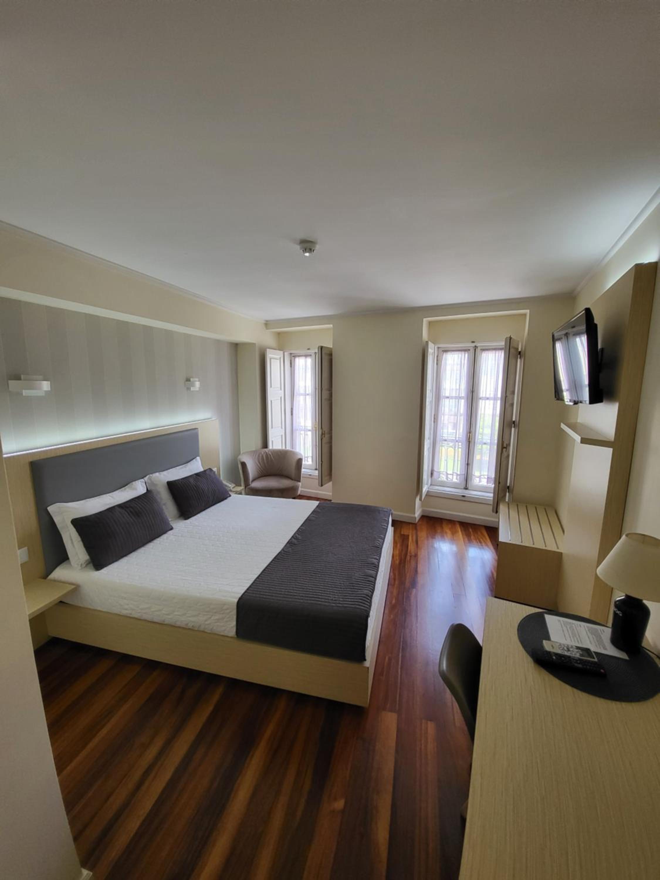 Hotel Residencial Dora 21/50