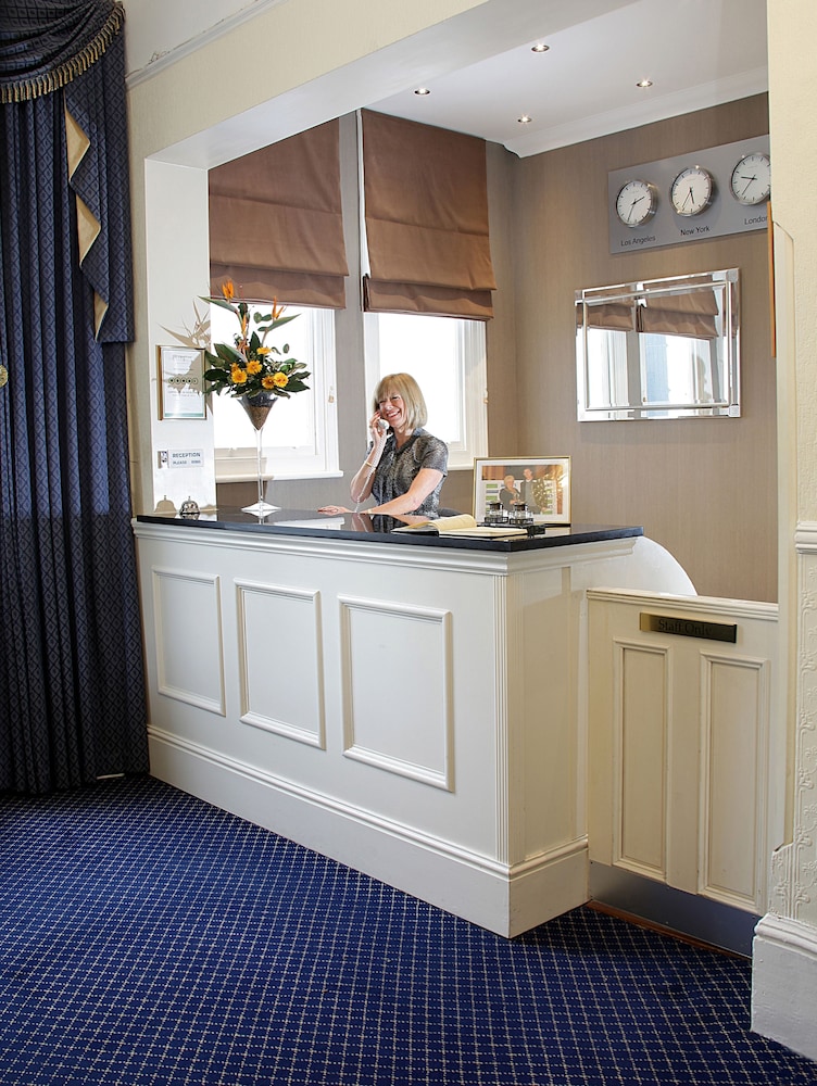 Lobby at OYO Devonshire Park Hotel, EASTBOURNE