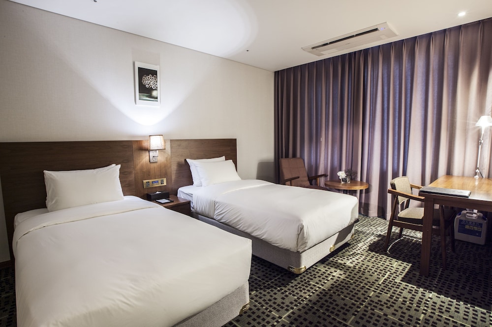 Grabel Hotel Jeju 18/77