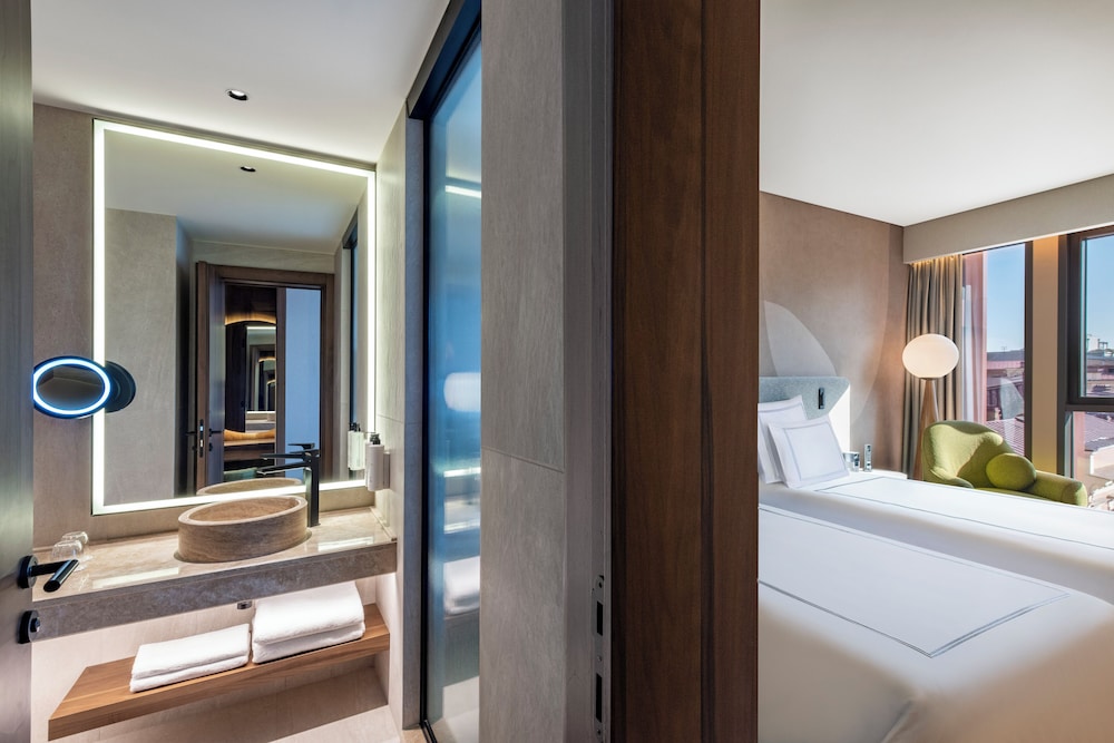 Swissotel Tbilisi 101/102