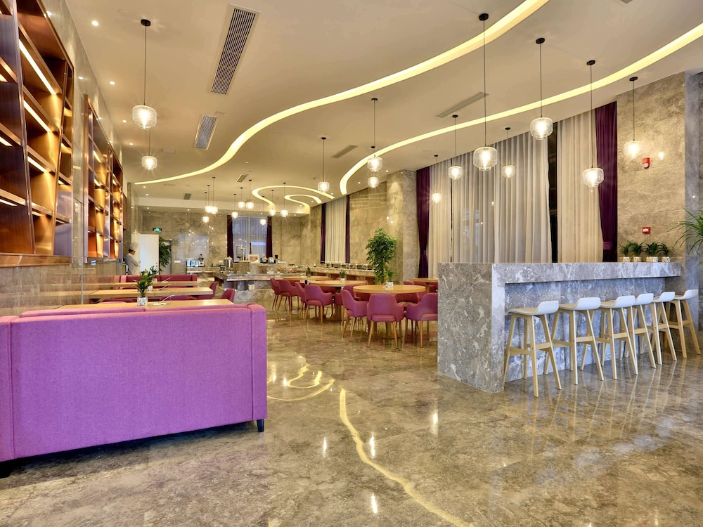 Mercure Hangzhou Linping 4/67