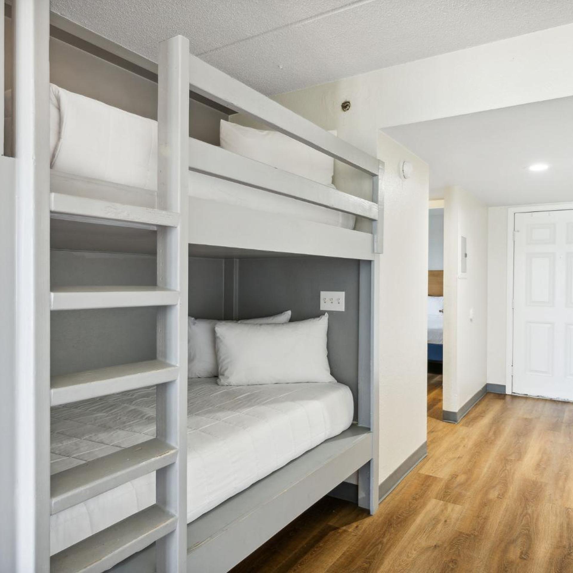 Premier, Suite, 2 Queen Beds, Beach Front, Kitchen