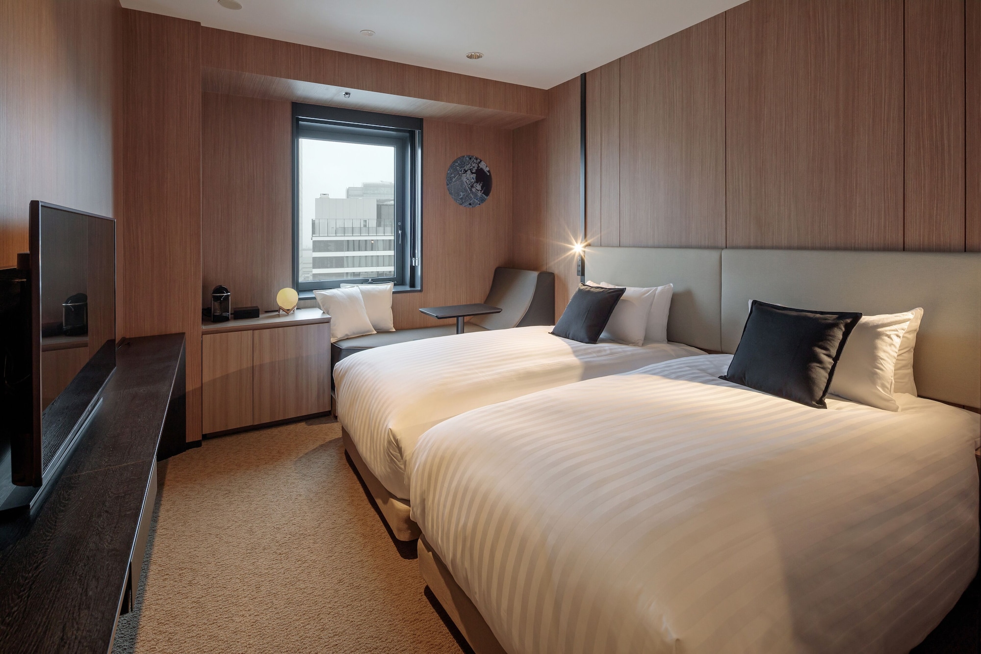 Room at Yokohama Tokyu REI Hotel, YOKOHAMA
