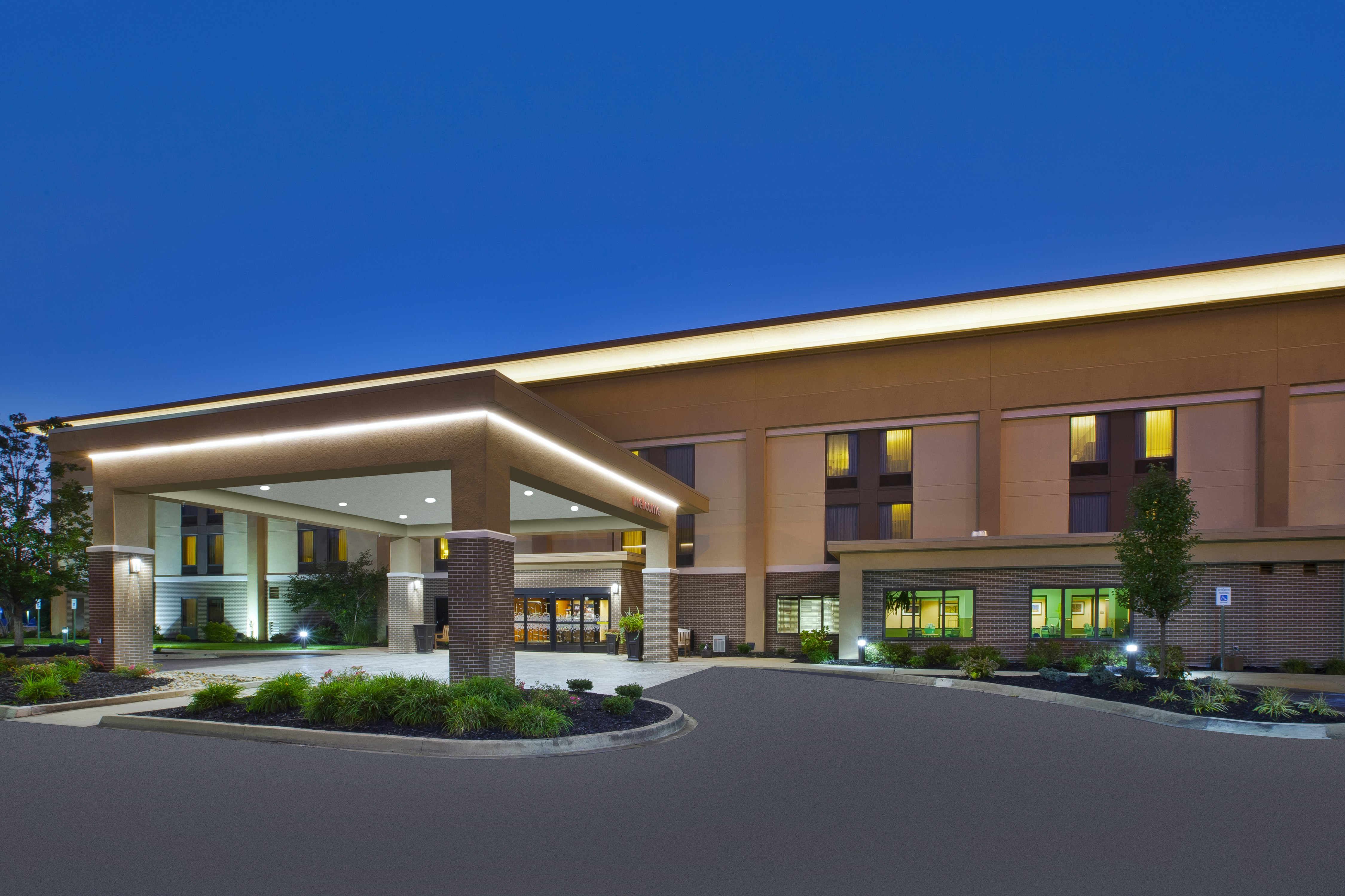 Hampton Inn Marietta 2/58