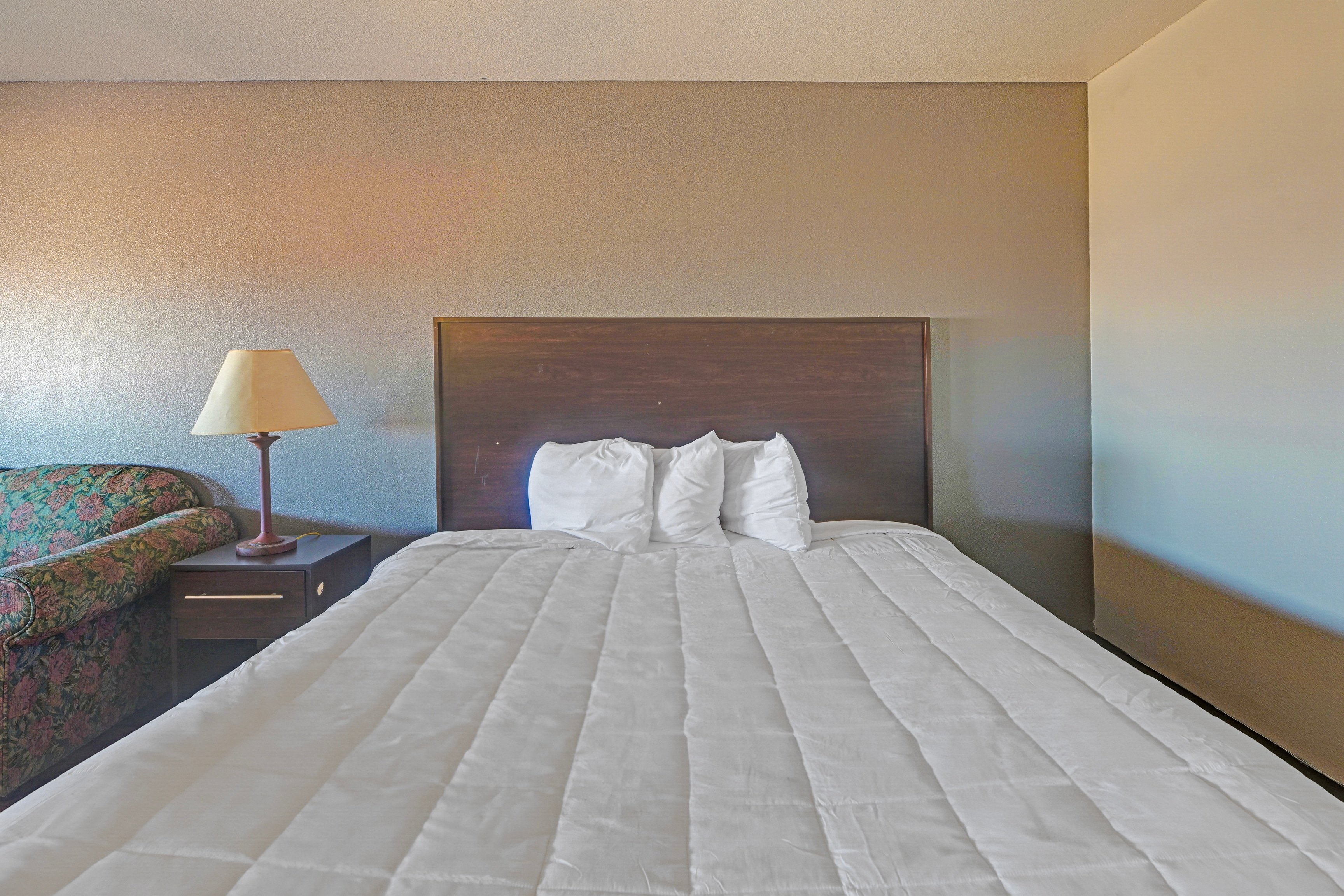 Travelers inn by OYO Wichita Falls 34/54