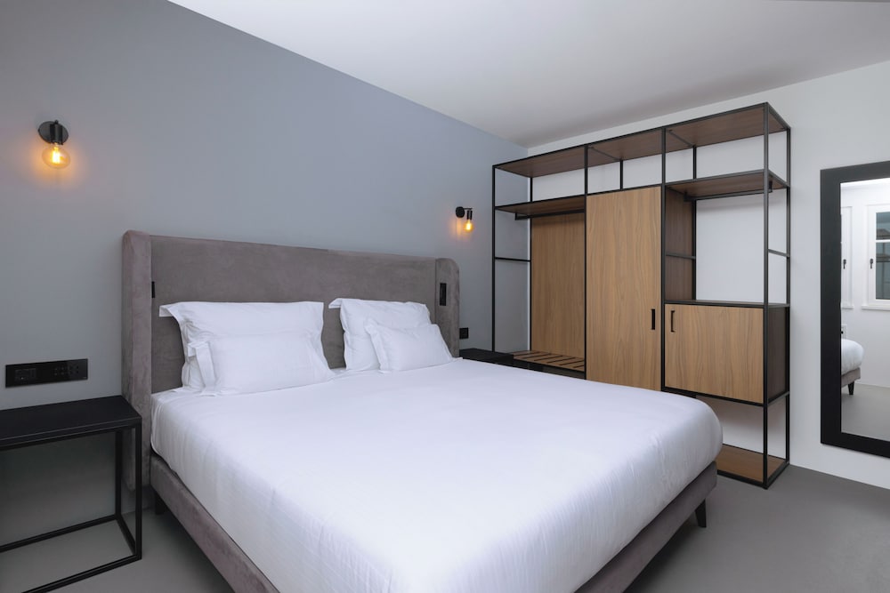 ELITE, LOFT