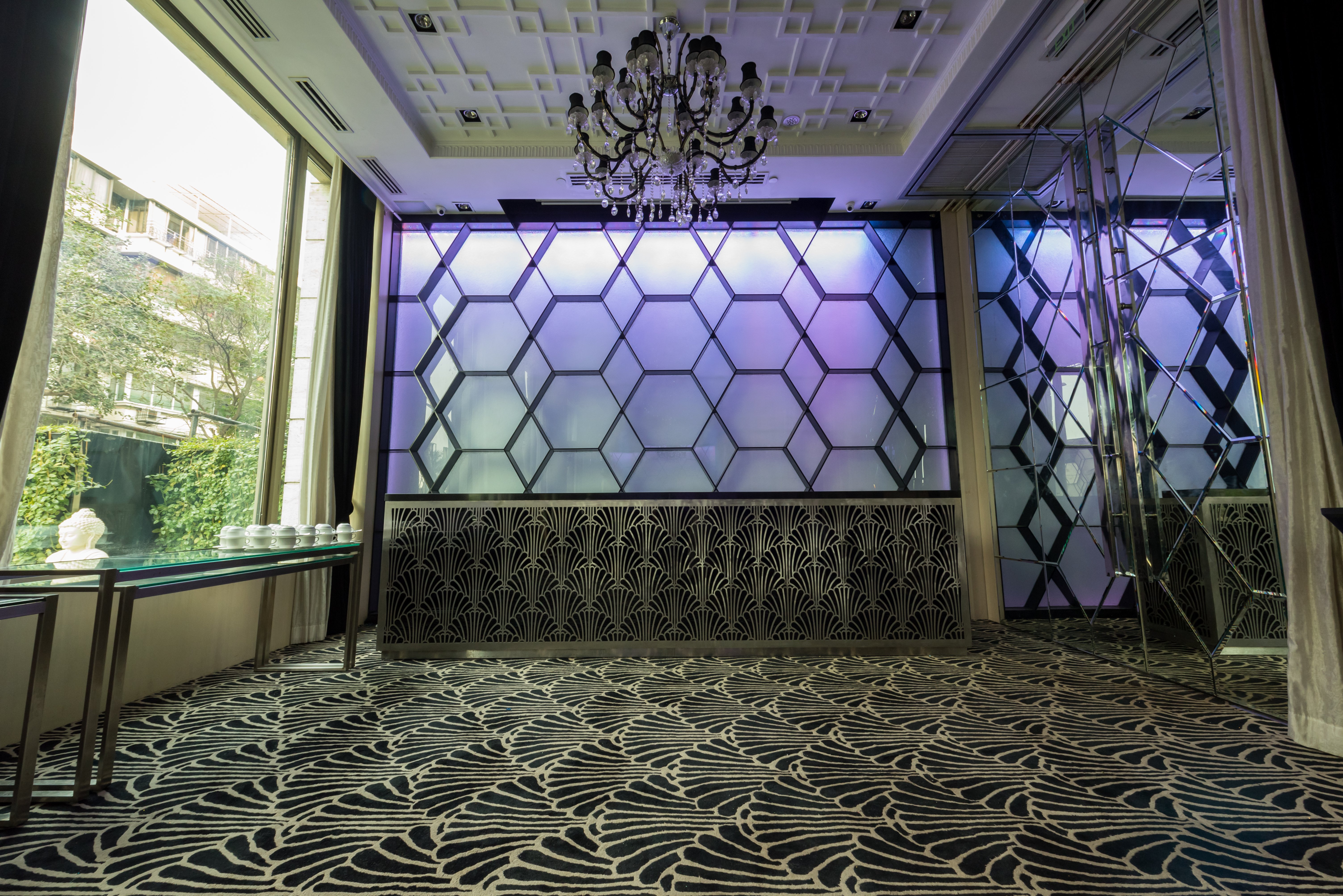 Intercontinental Marine Drive Mumbai 34/78