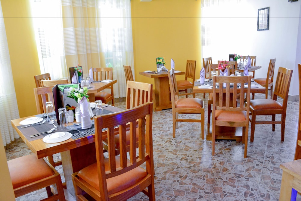 Crest Safari Lodge 47/63