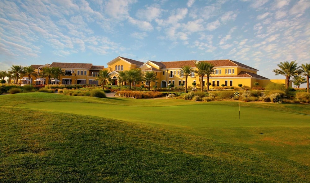 Arabian Ranches Golf Club 33/34