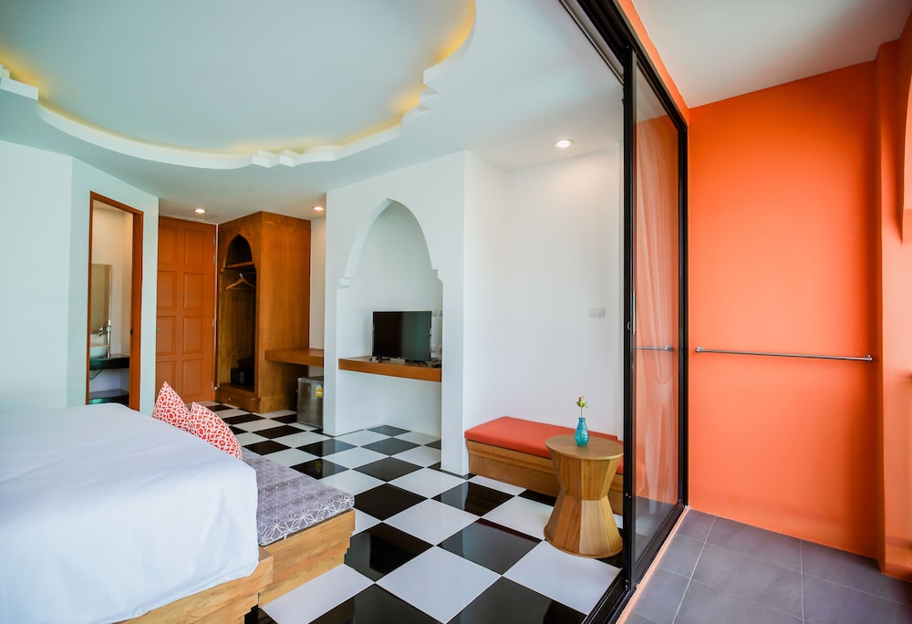 Khaleej Mazz Hotel Patong 18/73