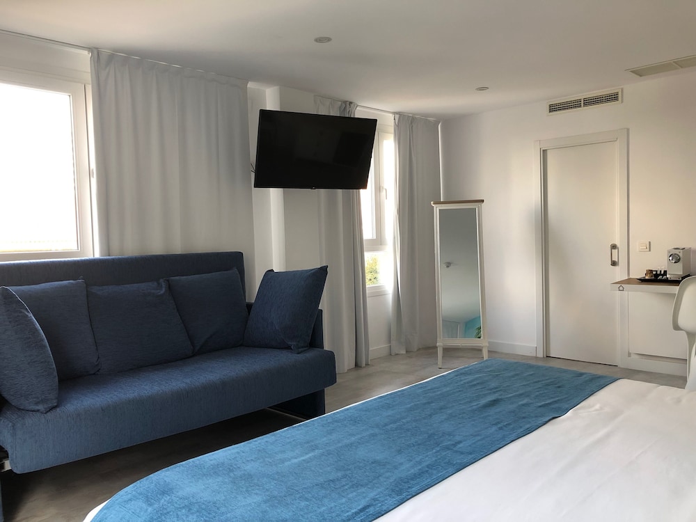 Casual Del Mar Malaga 69/86