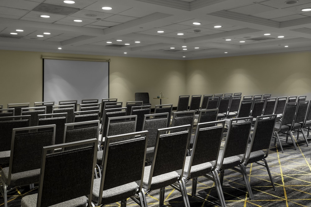 Holiday Inn Boston Dedham Htl And Conf Ctr 37/51