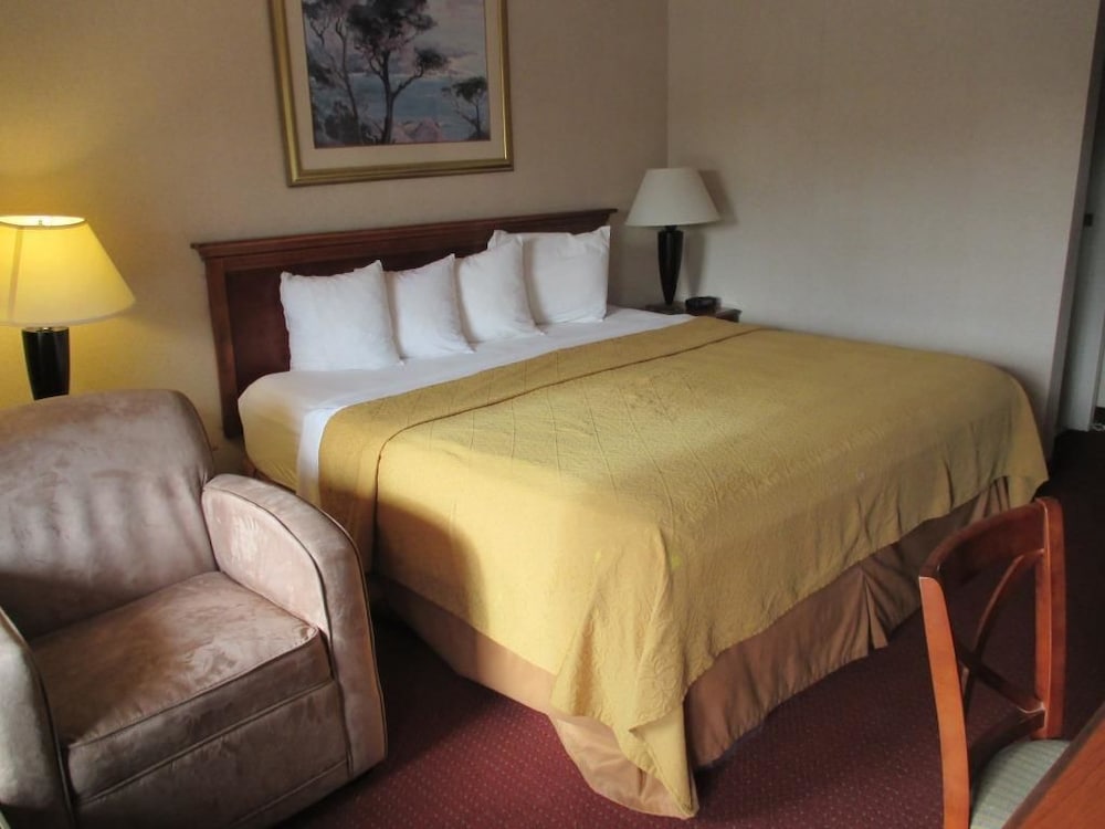 Travelodge by Wyndham Suffolk 9/15