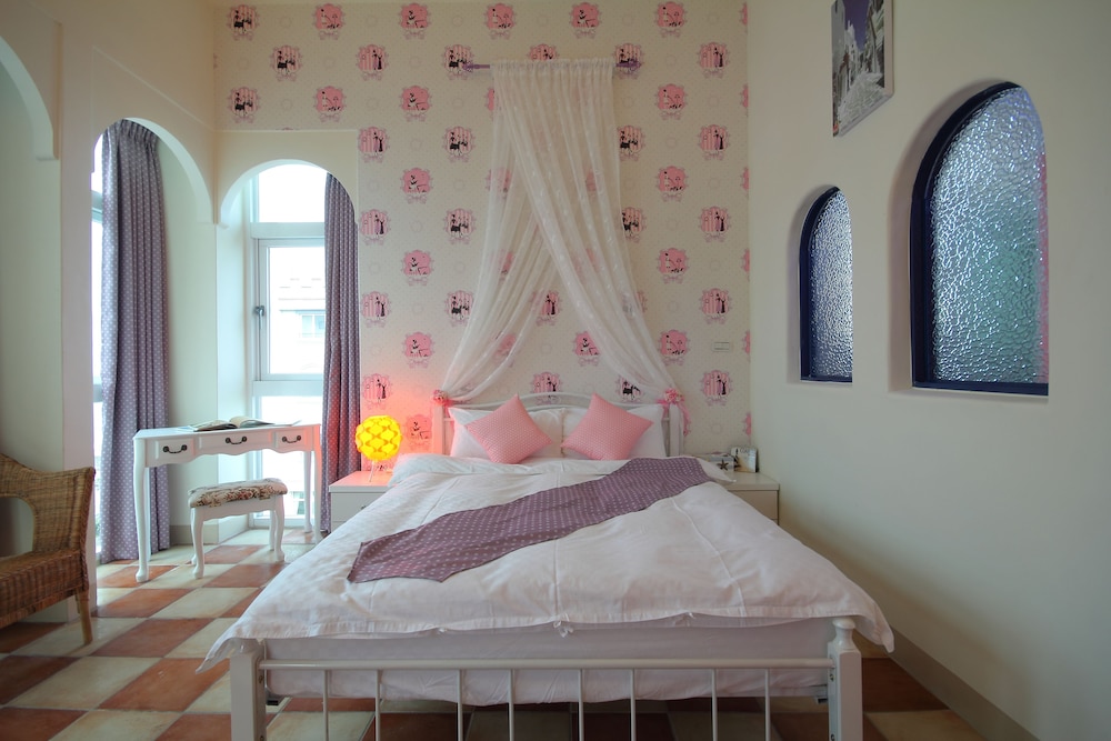 Lighthouse B&B 11/71