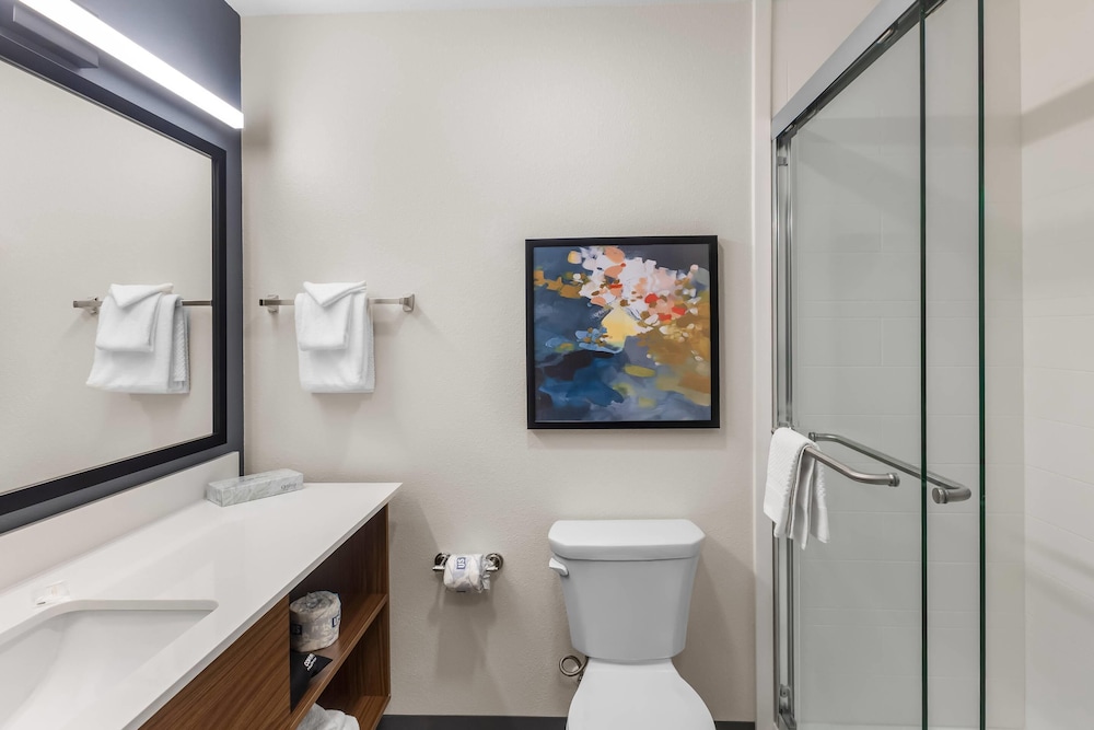 Everhome Suites Clarksville Ft. Campbell Area 53/60