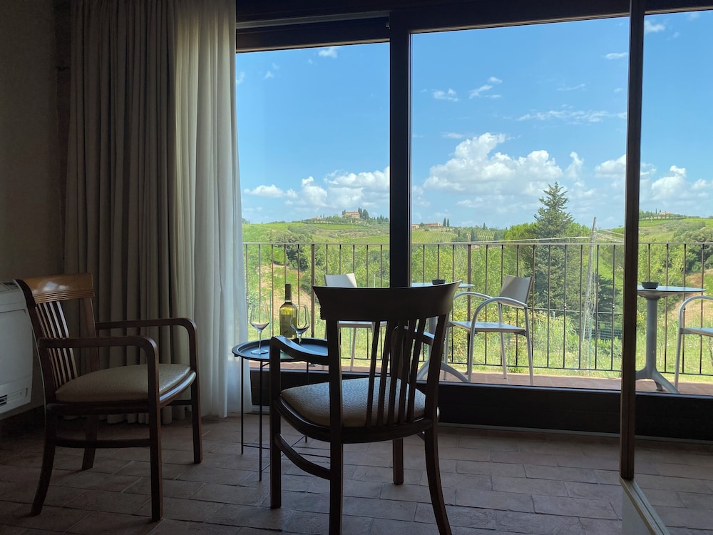 Tenuta Sovestro 32/50