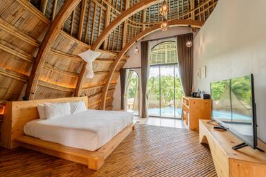 Pool, Bamboo, Villa, King Bed, Sofa