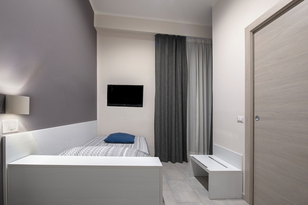 Assarotti Hotel 12/52
