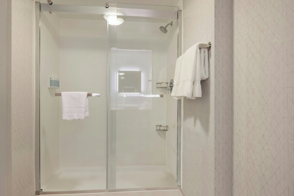 جناح بسرير كينج مع أريكة، SpringHill Suites Lancaster Palmdale 10/10