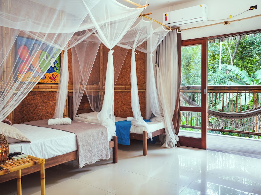 Bali Suites Itamambuca 16/48