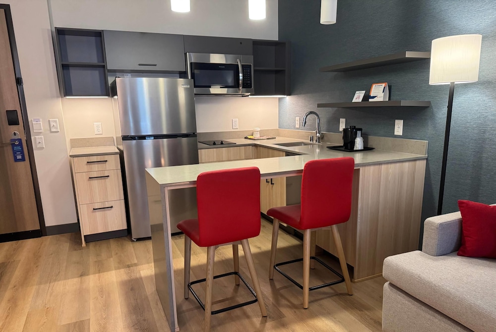 Hawthorn Extended Stay by Wyndham Leavenworth 49/61