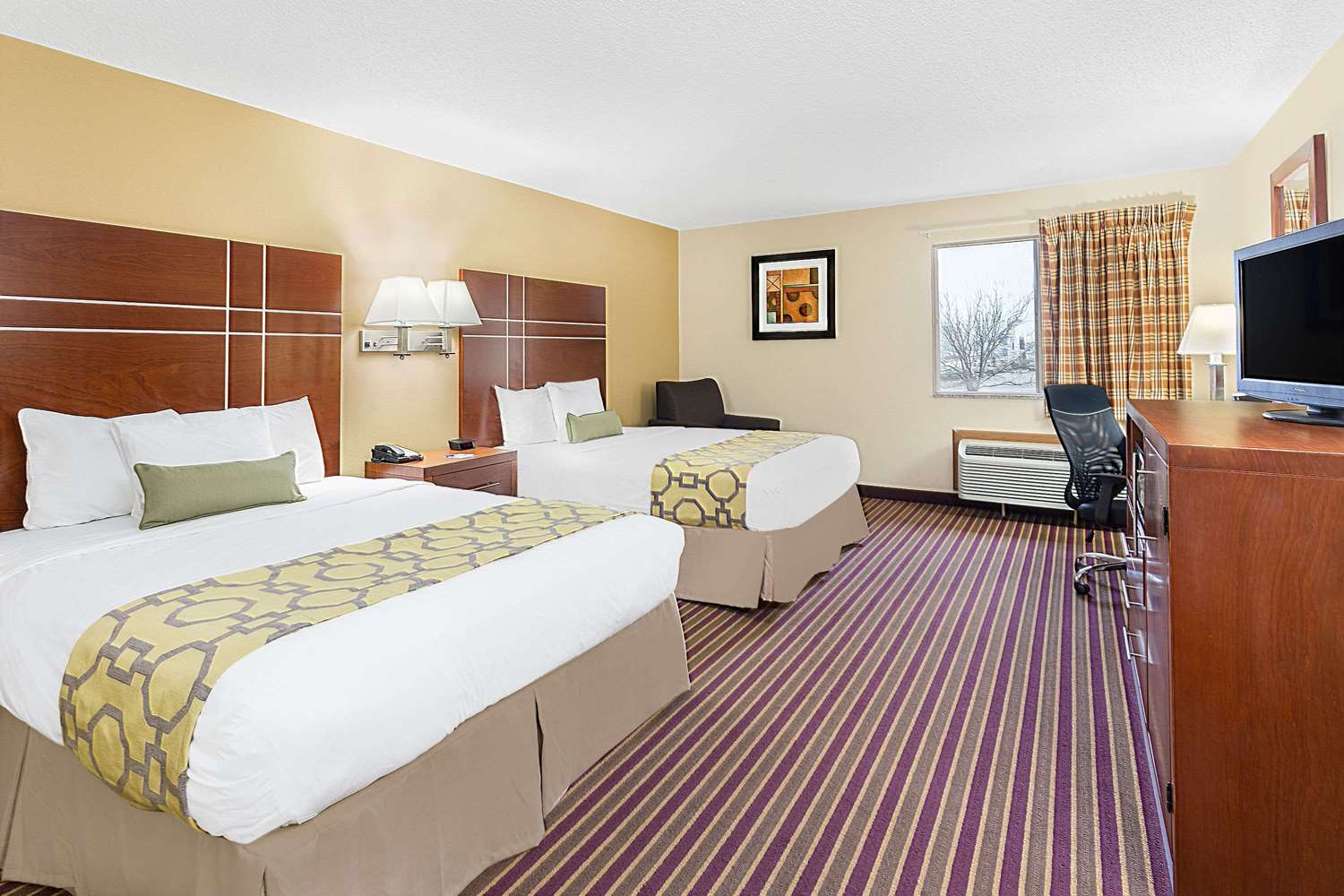 Baymont by Wyndham Bowling Green 12/36
