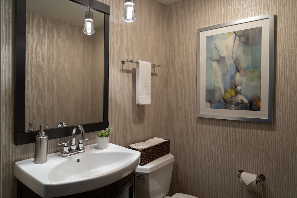 غرفة بسرير كينج لذوي الإعاقة، Tampa Marriott Water Street 4/5