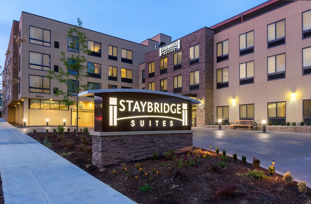 Staybridge Suites Seattle Fremont 3/61