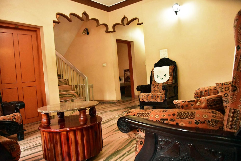 IDEAL AYURVEDIC RESORT AND NEW IDEAL PANCHAKARMA CENTRE 27/50