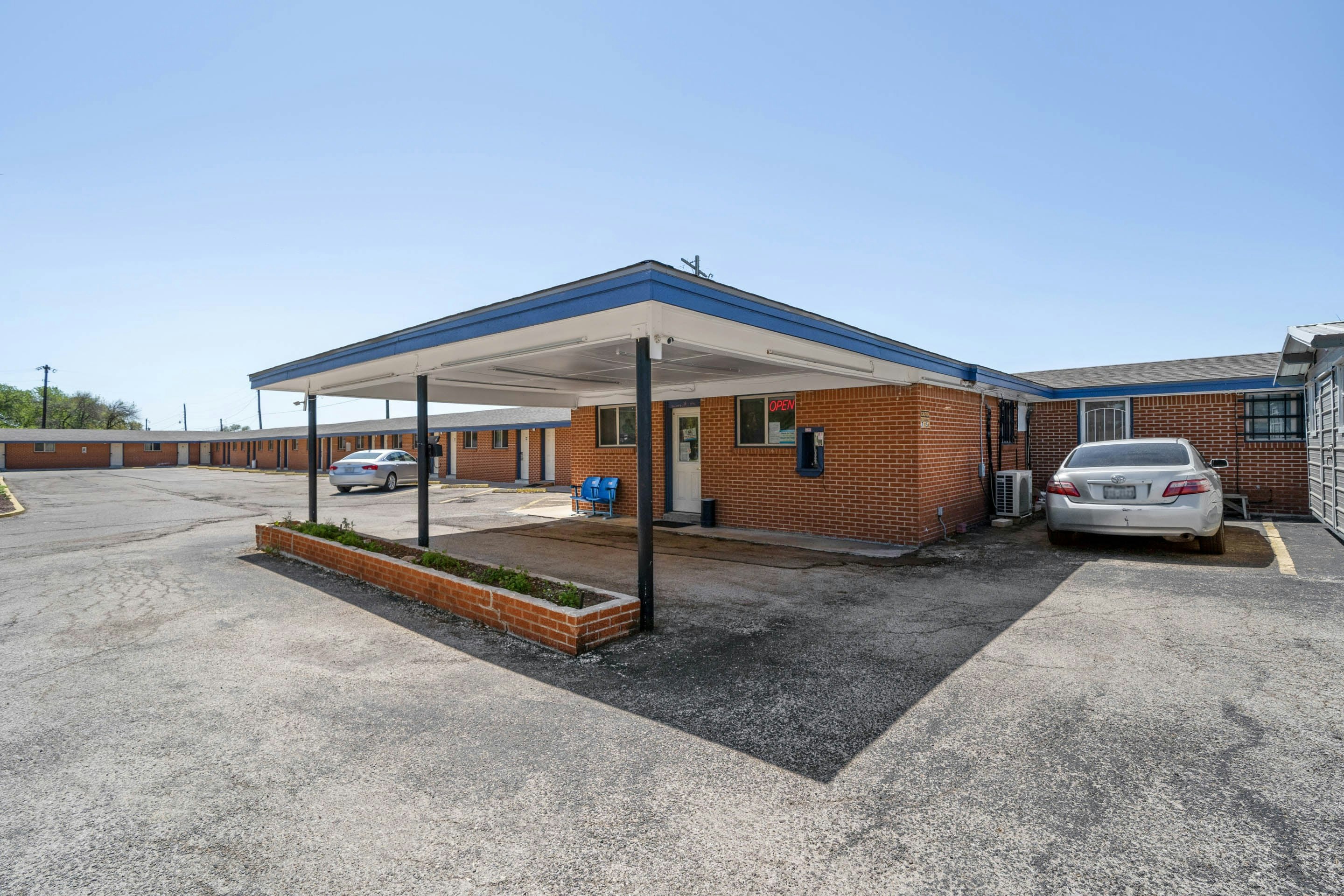 OYO Hotel Luling TX Downtown I-10/US-90 6/14