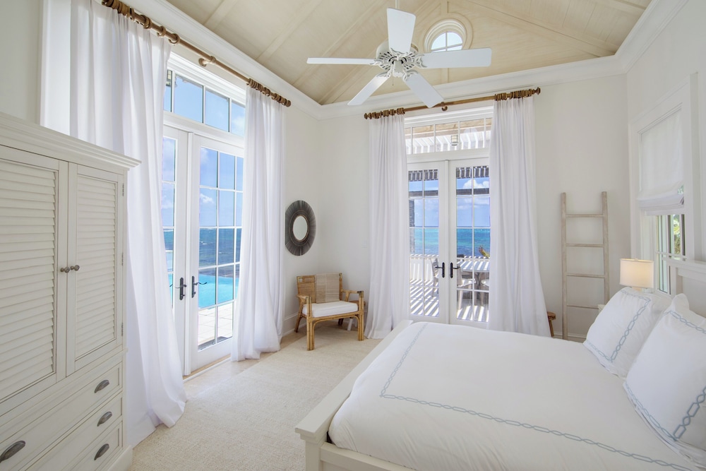 Ambergris Cay 14/48