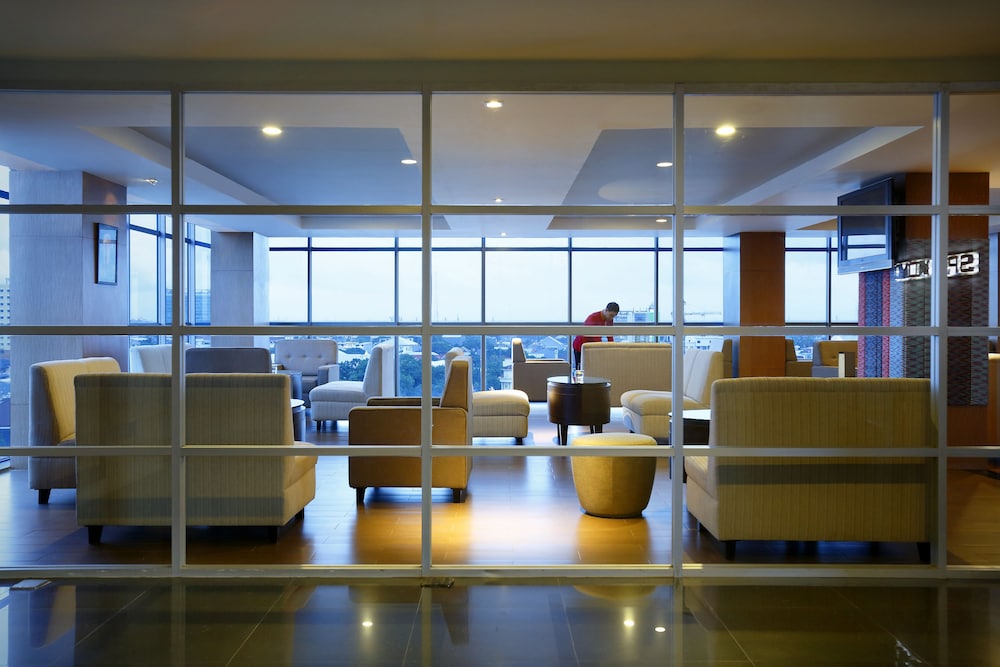 Hotel Santika Makassar 30/37