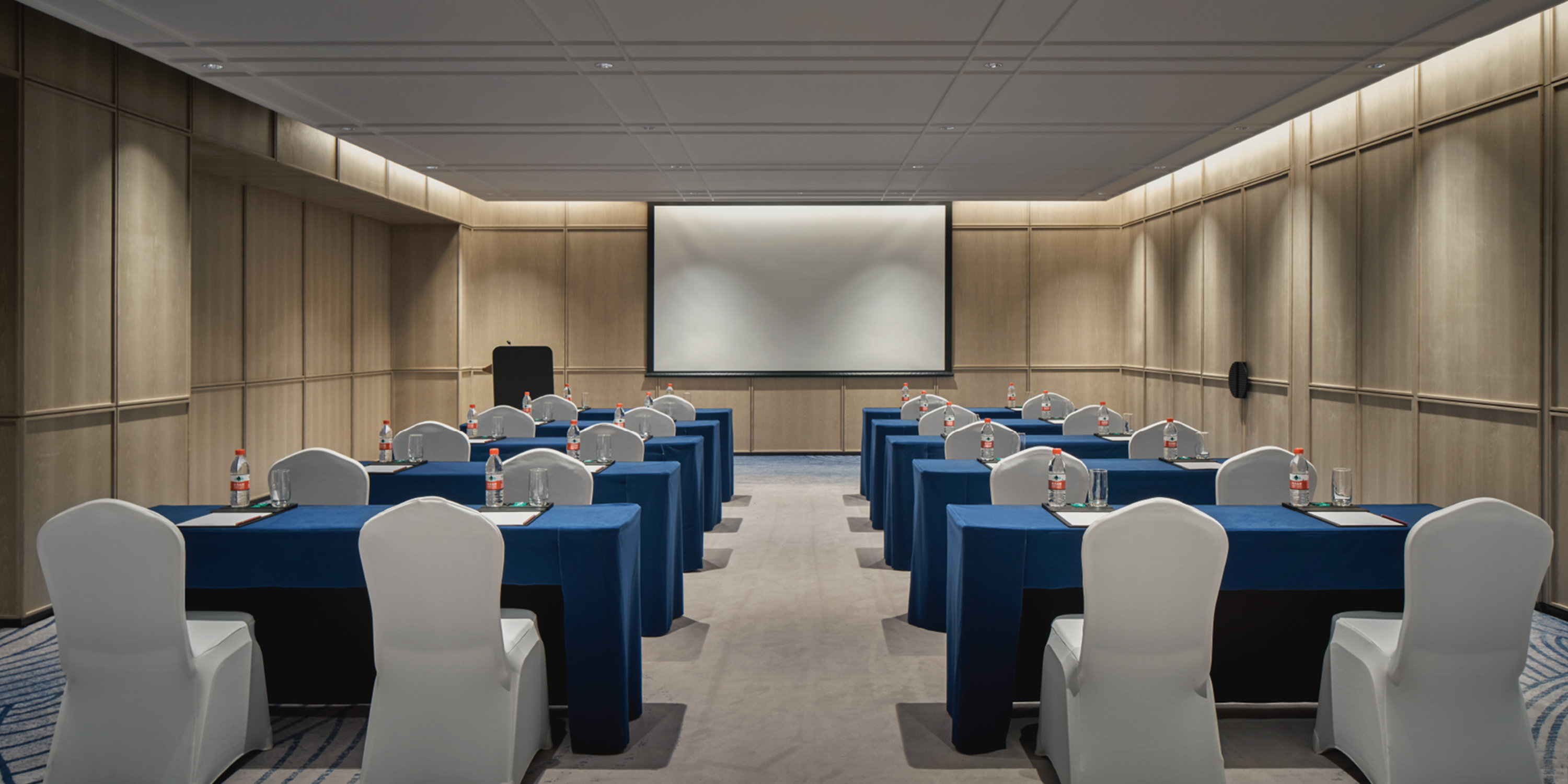 Crowne Plaza Hangzhou Riverside by IHG 35/50