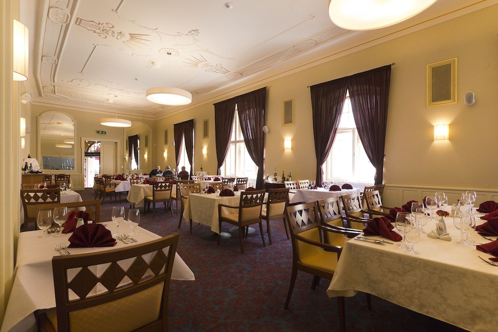Grandhotel Ambassador Narodni Dum 41/50