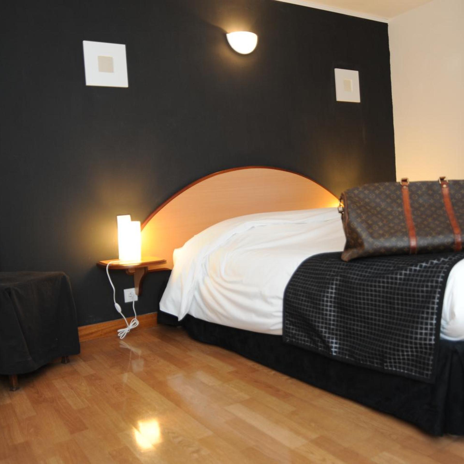 LOGIS HOTEL ECU DE FRANCE 24/45