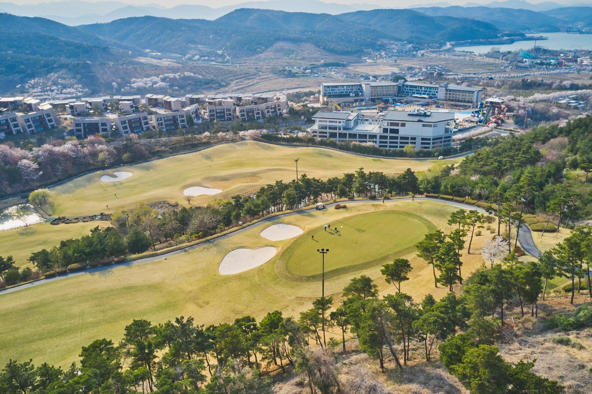 Gangdong Resort 56/58