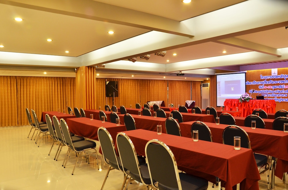 Friendlytel Hotel 39/48