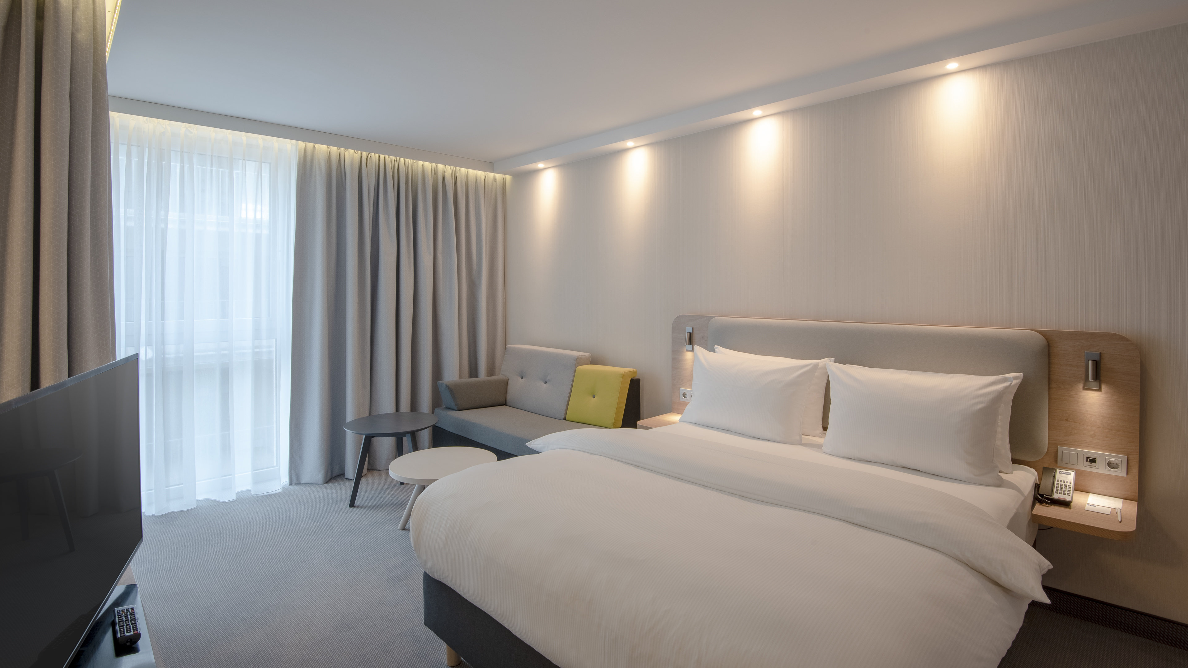 Holiday Inn Express Offenbach 15/68