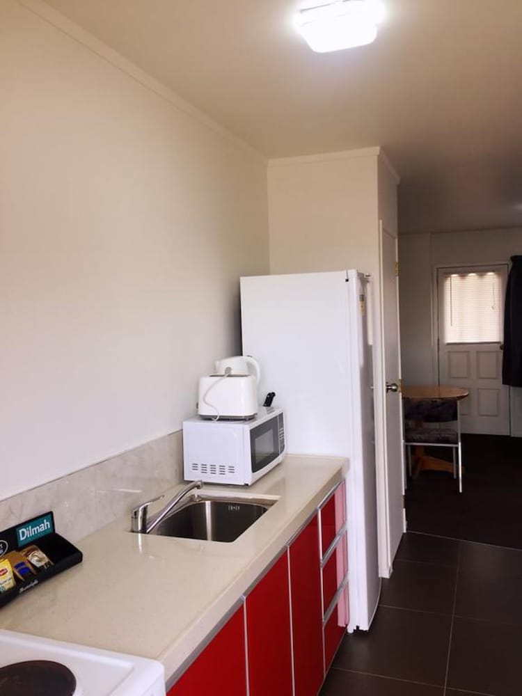 شقة عائلية بغرفتي نوم، Grosvenor Motor Inn 10/10
