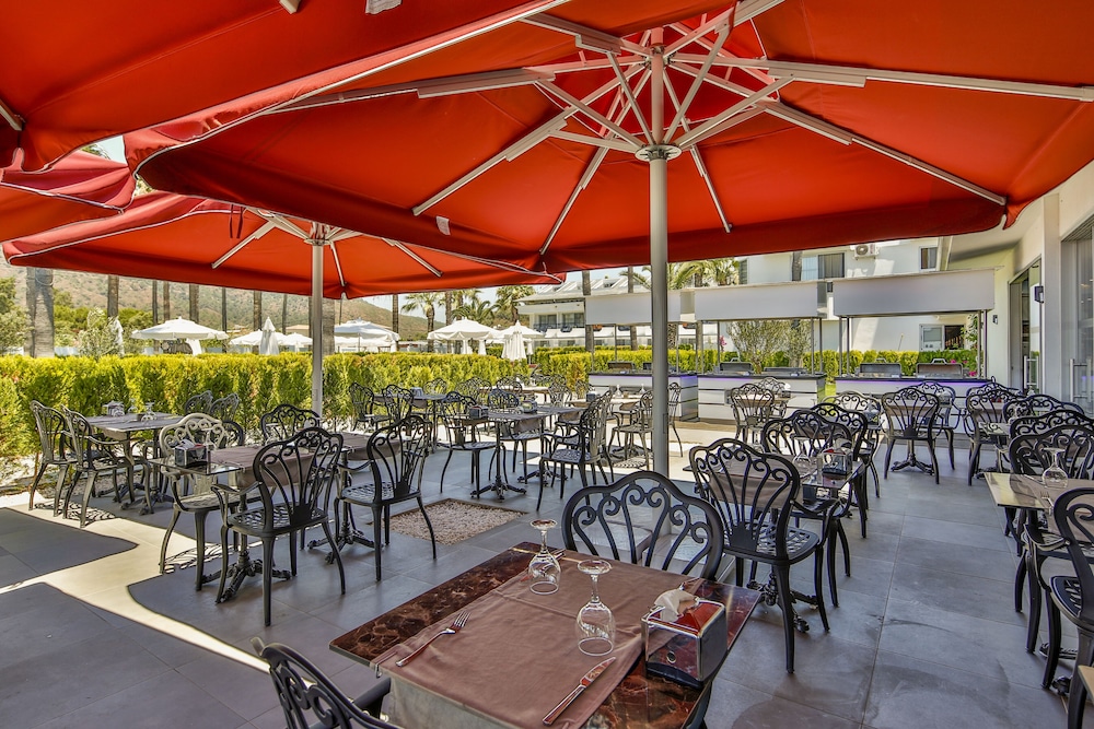 Voxx Marmaris Beach Resort Adult Only +16 27/52
