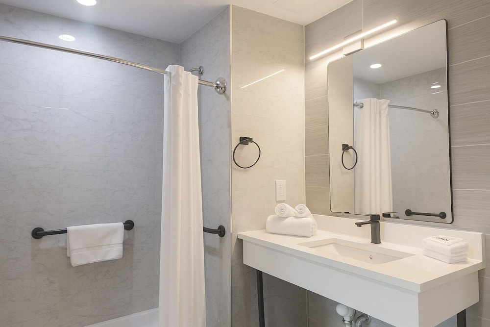 Bkway Hotel Brooklyn 26/31