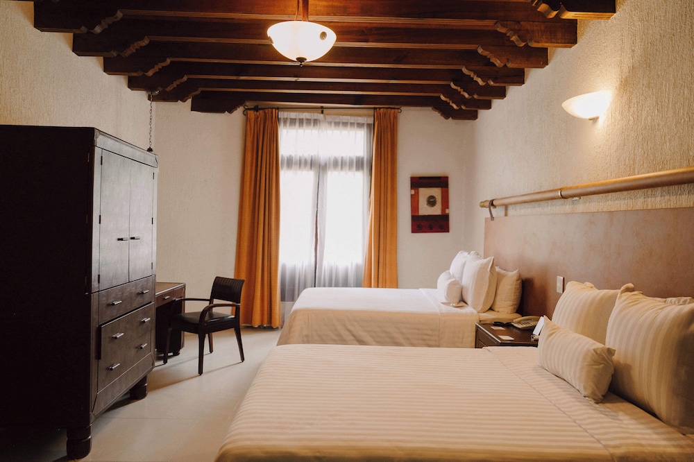 HOTEL HACIENDA LA VENTA 15/50