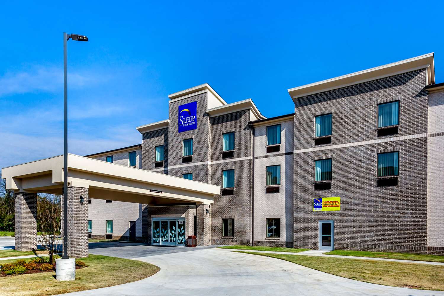 Sleep Inn & Suites Gallatin Nashville Metro 27/28